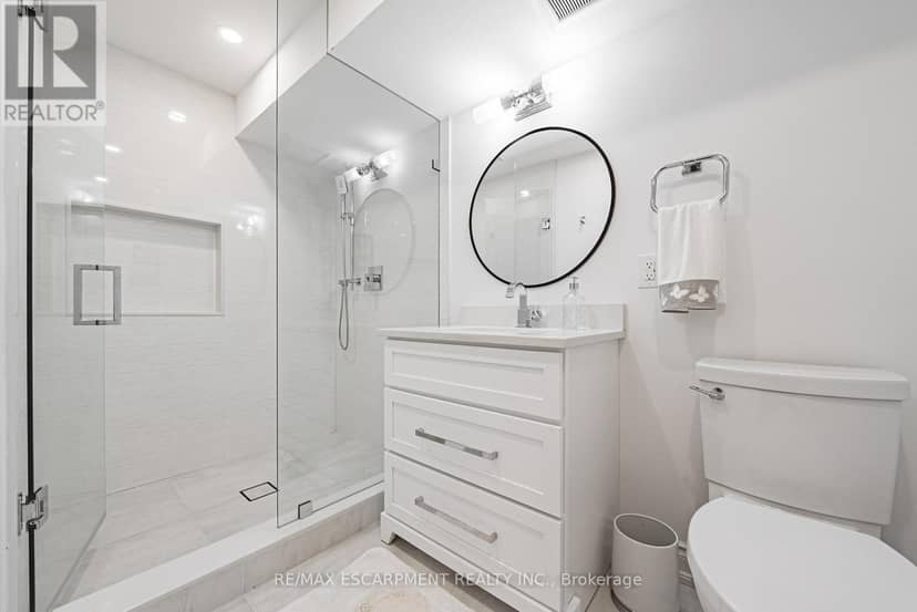 19 - 4211 Millcroft Park Drive — photo 34 of 37