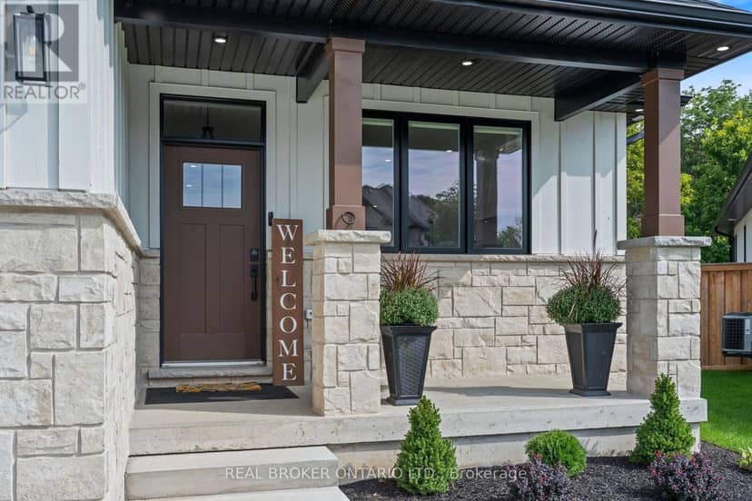 9 Macneil Court — photo 3 of 36