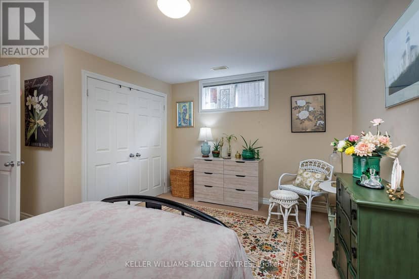 773 Prince Of Wales Drive — photo 32 of 39