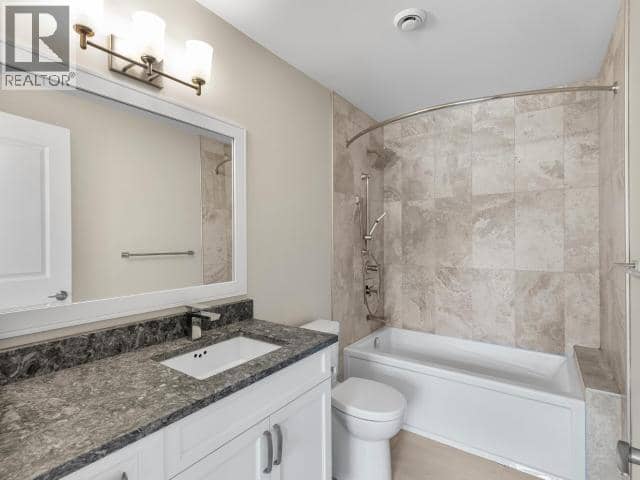 105-38 Waterfront Place — photo 28 of 33