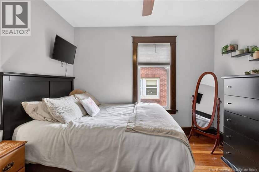 425 Lutz Street — photo 27 of 40