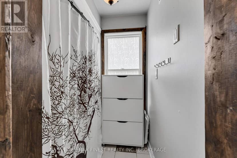 1 Neely Street — photo 19 of 40