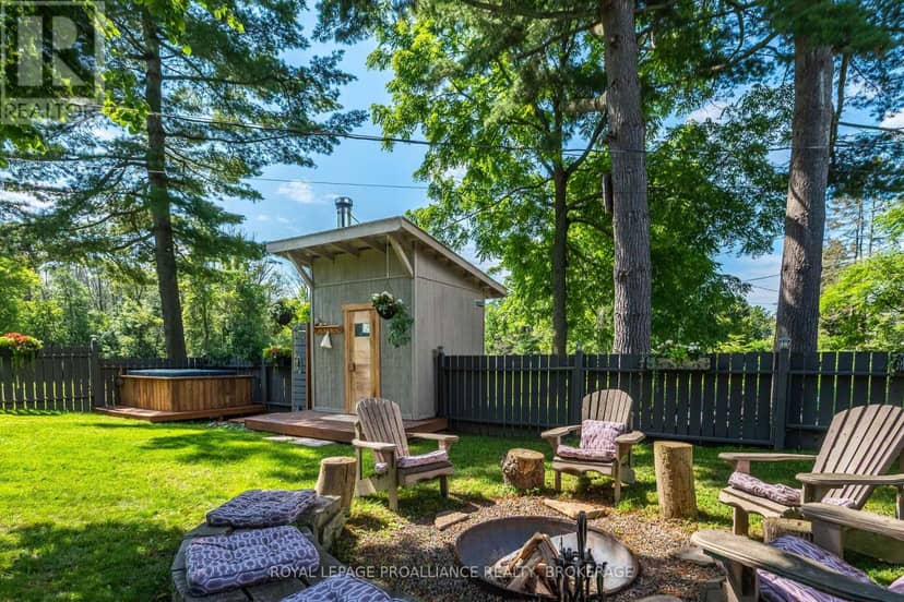330 Elmwood Drive — photo 12 of 40