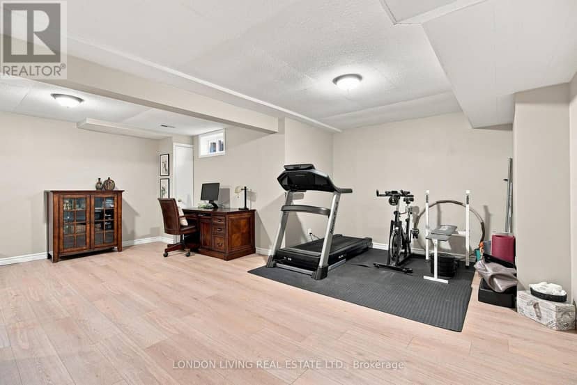 704 Homeview Road — photo 34 of 40