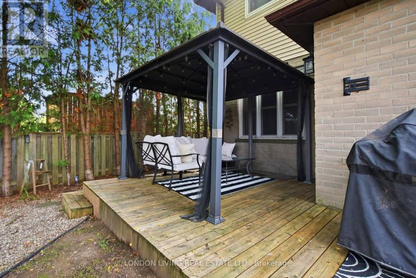 704 Homeview Road — photo 37 of 40