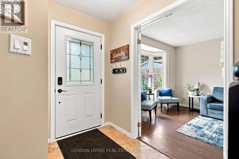 704 Homeview Road, London South, photo 5