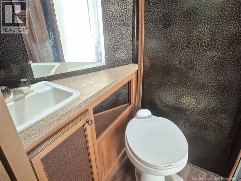 55 Ottawa Road — photo 12 of 20