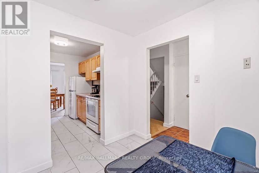 64 - 74 Welsh Private, Ottawa, photo 4