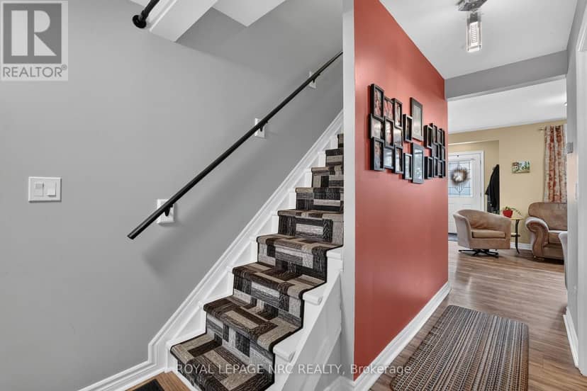 63 Oakwood Street — photo 17 of 40