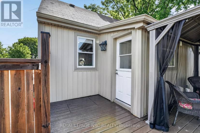 63 Oakwood Street — photo 26 of 40