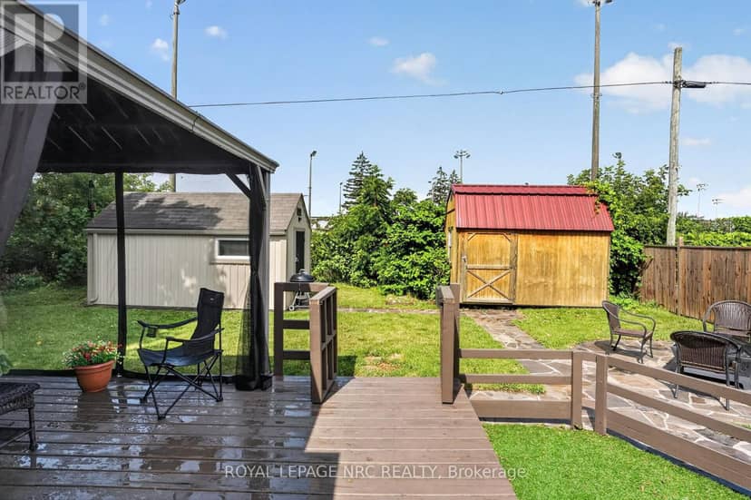 63 Oakwood Street — photo 29 of 40