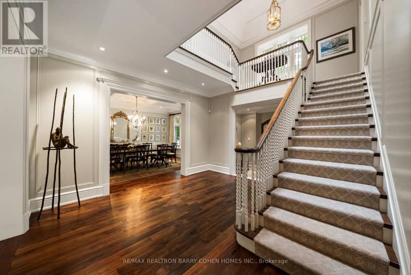 113 Donwoods Drive, Toronto, photo 3