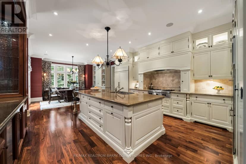 113 Donwoods Drive, Toronto, photo 8