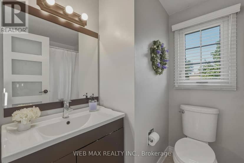58 Cassander Crescent — photo 24 of 40