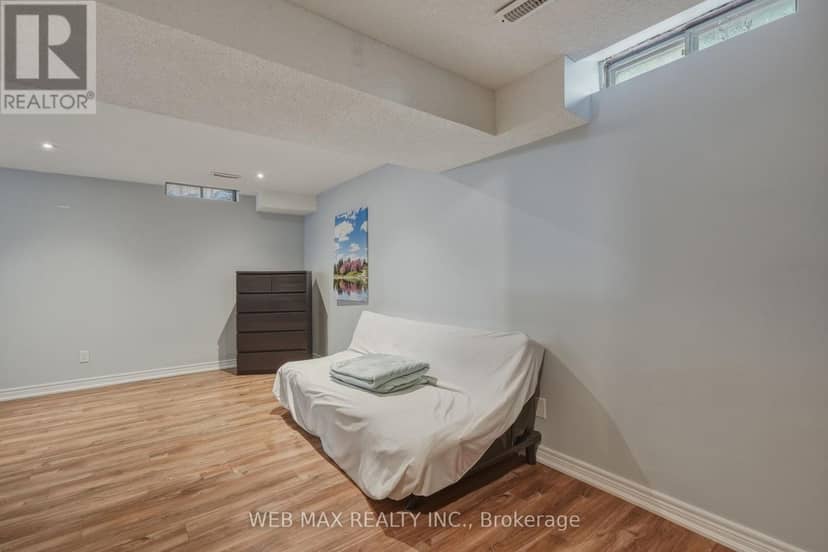58 Cassander Crescent — photo 34 of 40
