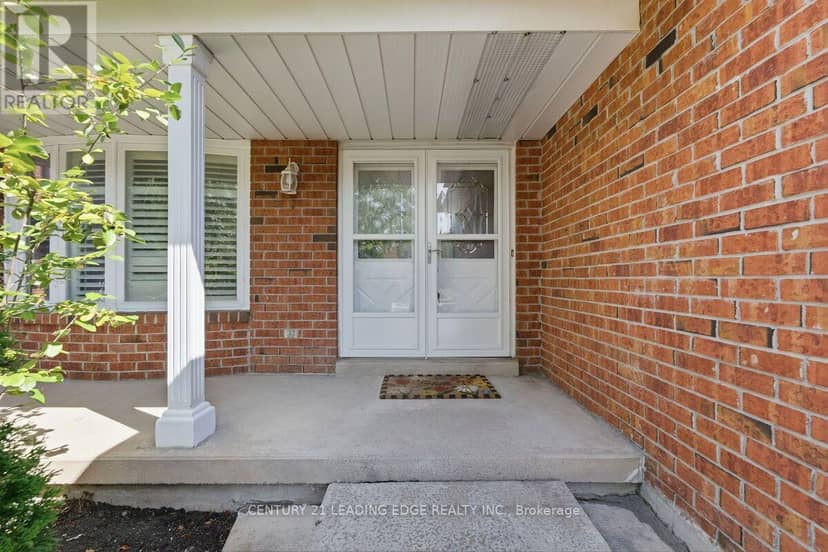 2409 Butternut Crescent, Burlington, photo 5