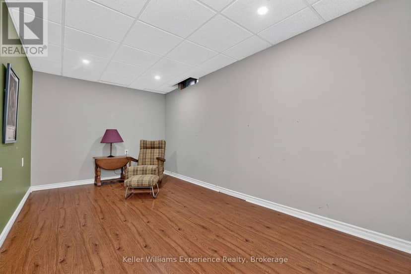 85 - 778 William Street — photo 19 of 29
