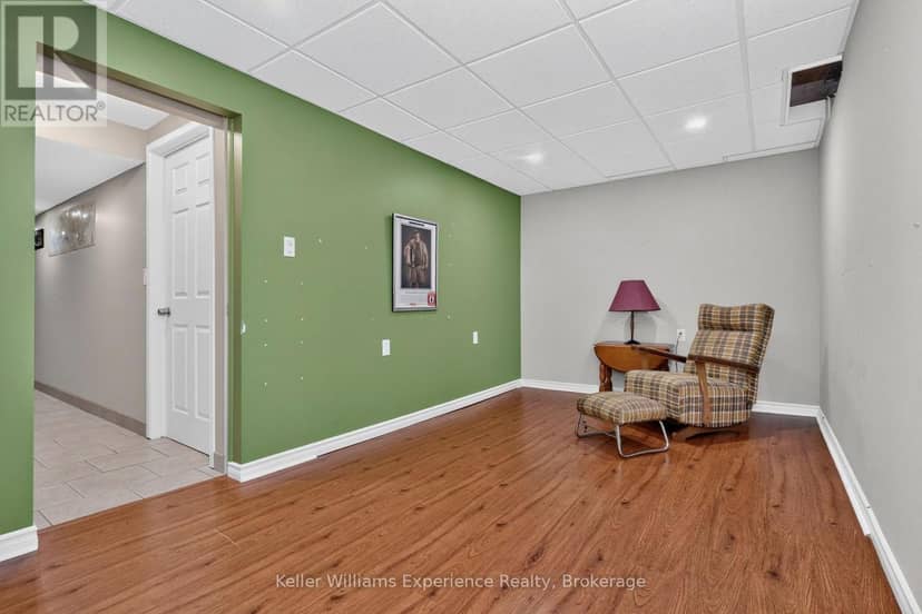 85 - 778 William Street — photo 20 of 29