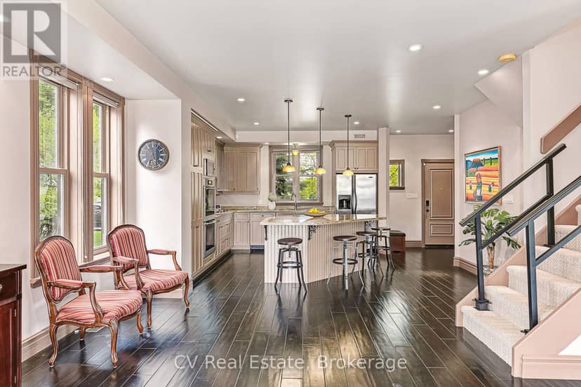 159 Snowbridge Way — photo 17 of 40