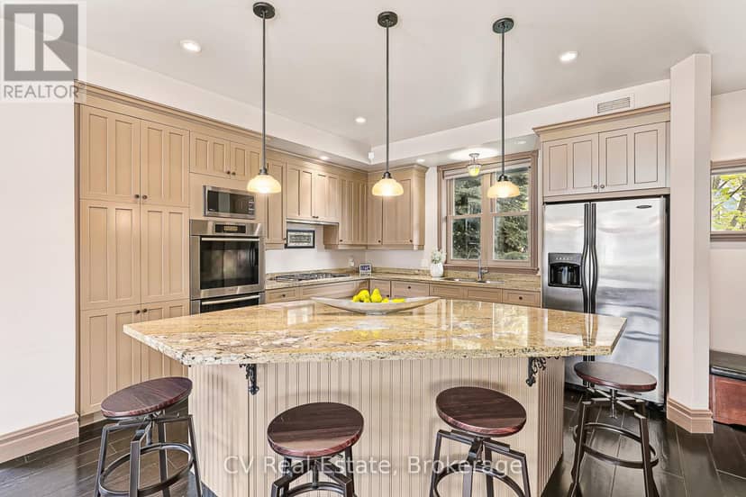 159 Snowbridge Way — photo 14 of 40