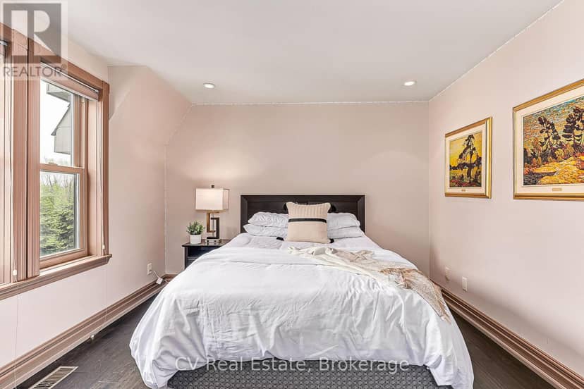 159 Snowbridge Way — photo 31 of 40