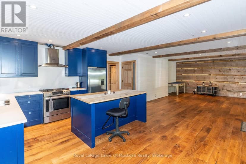 1029 Whiteside Road, Muskoka Lakes, photo 2