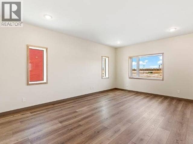10 Alert Avenue — photo 11 of 21