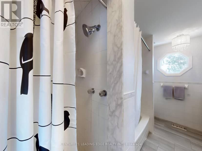 362 Victoria Road — photo 16 of 40