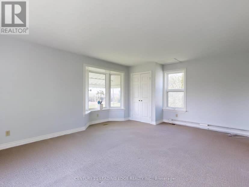 362 Victoria Road — photo 14 of 40