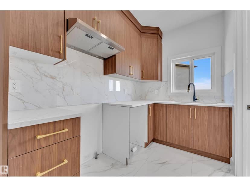 2258 63 AV — photo 25 of 40
