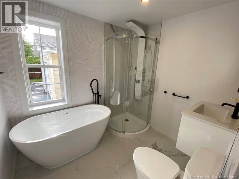 28 Le Paradis Street — photo 10 of 17