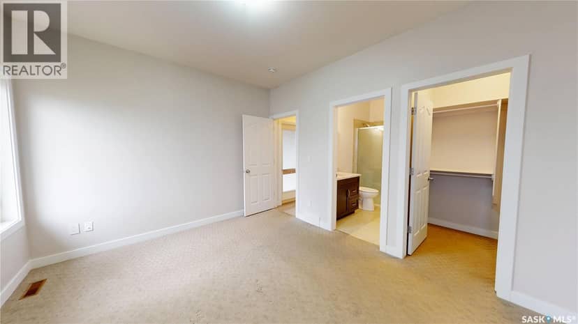 239 Bentley COURT — photo 13 of 40