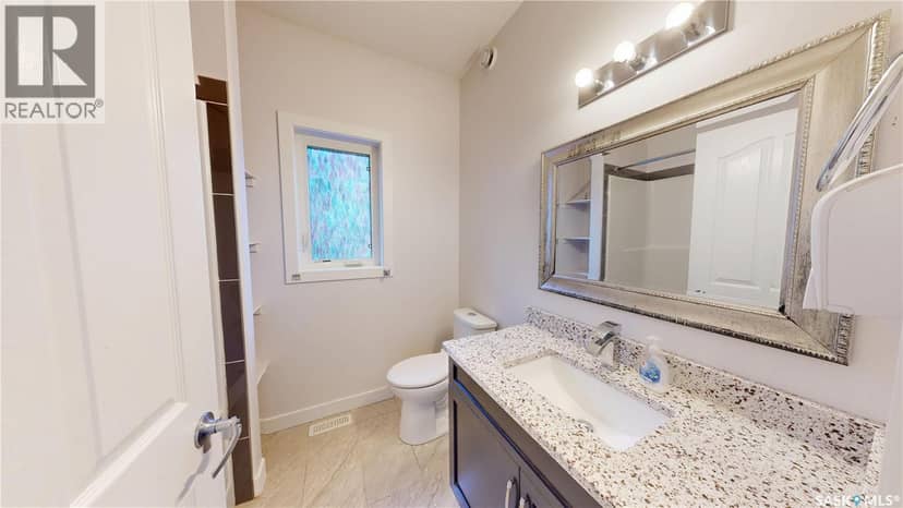 239 Bentley COURT — photo 18 of 40