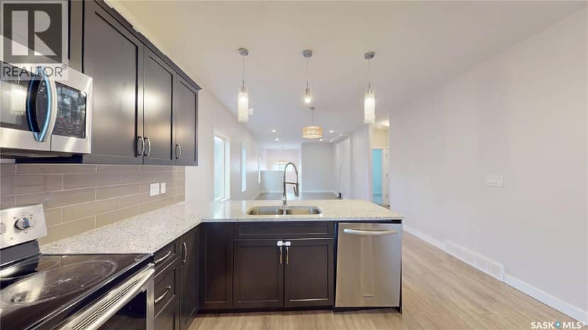 239 Bentley COURT — photo 6 of 40