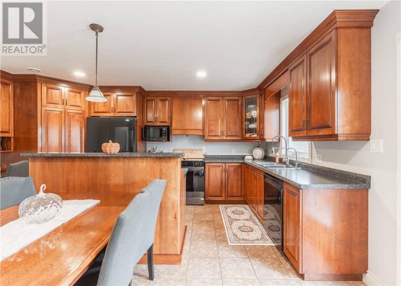 289 Gravel Drive — photo 11 of 40