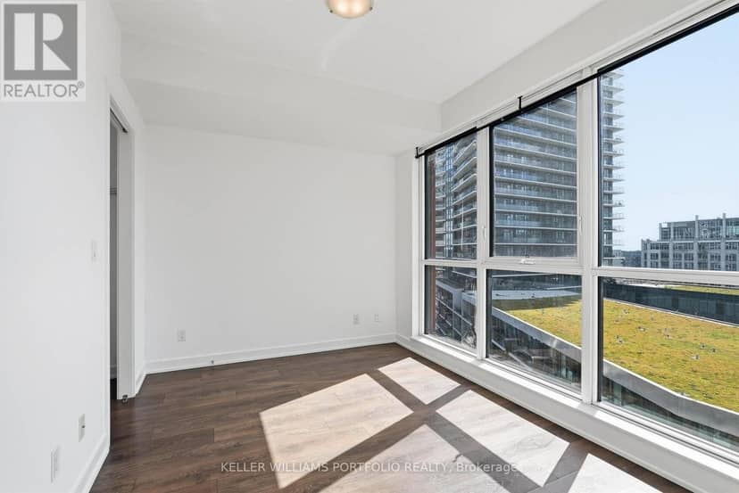 1009 - 50 Bruyeres Mews — photo 22 of 36