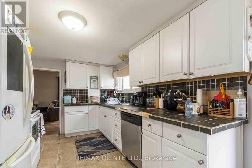20 McCann Street, Quinte West, photo 4
