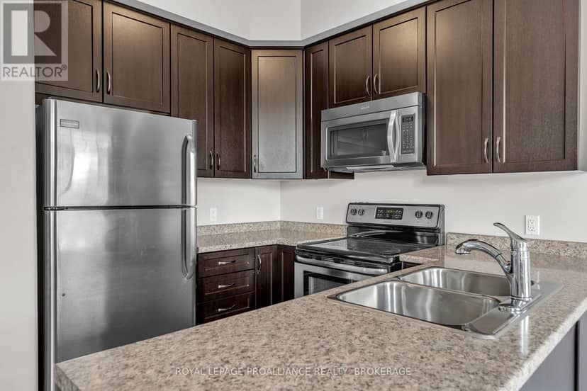 792 Newmarket Lane — photo 12 of 40