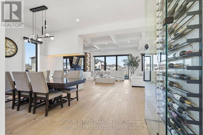 1673 Medway Park Drive — photo 12 of 40