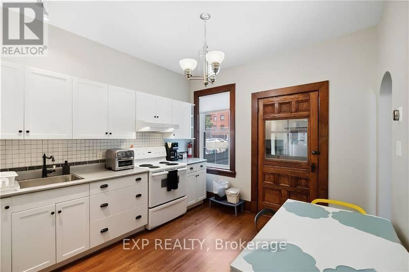 347 St. Patrick Street — photo 11 of 31