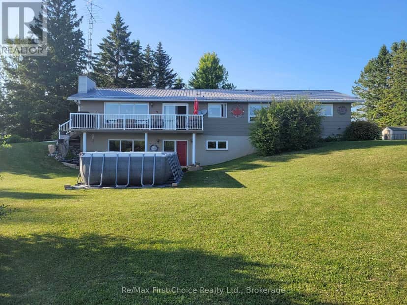602 River Avenue E, Rainy River