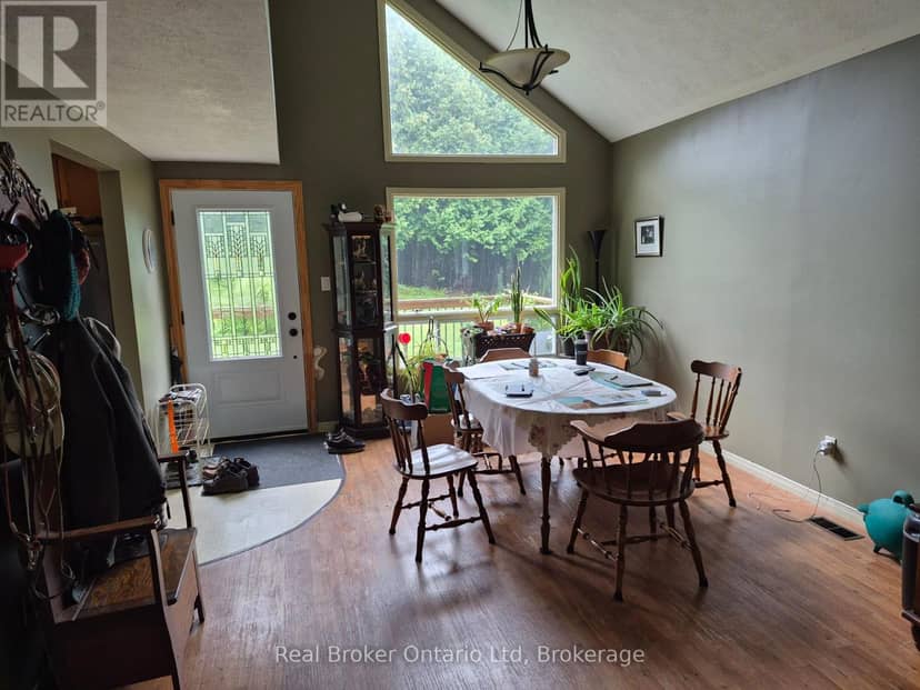 775522 Highway 10 Highway S — photo 8 of 26