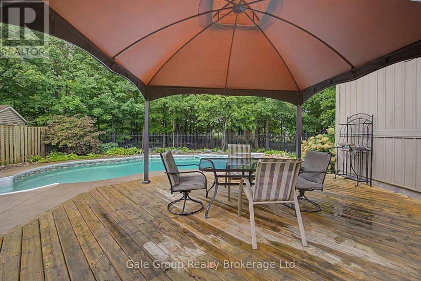 65 Wintergreen Crescent — photo 12 of 40