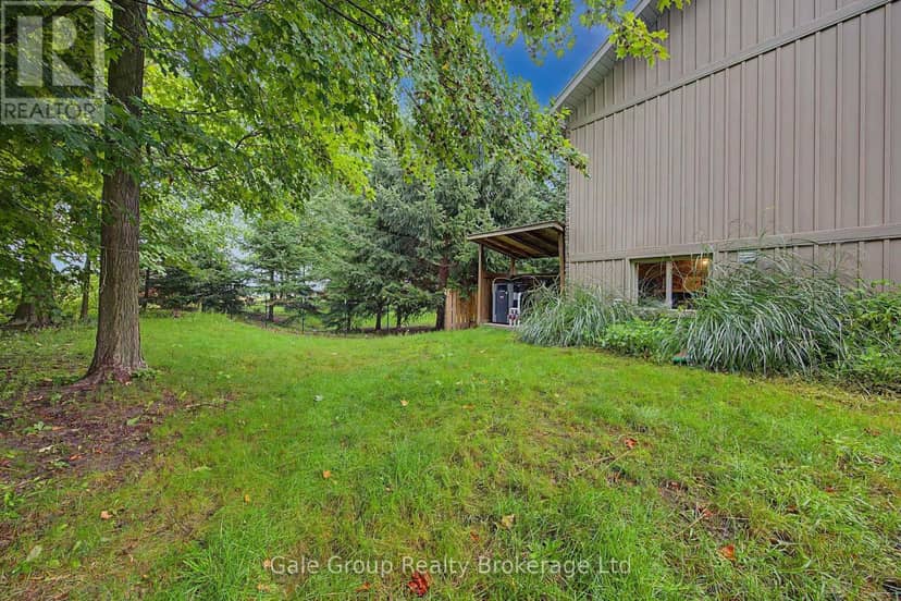 65 Wintergreen Crescent — photo 6 of 40