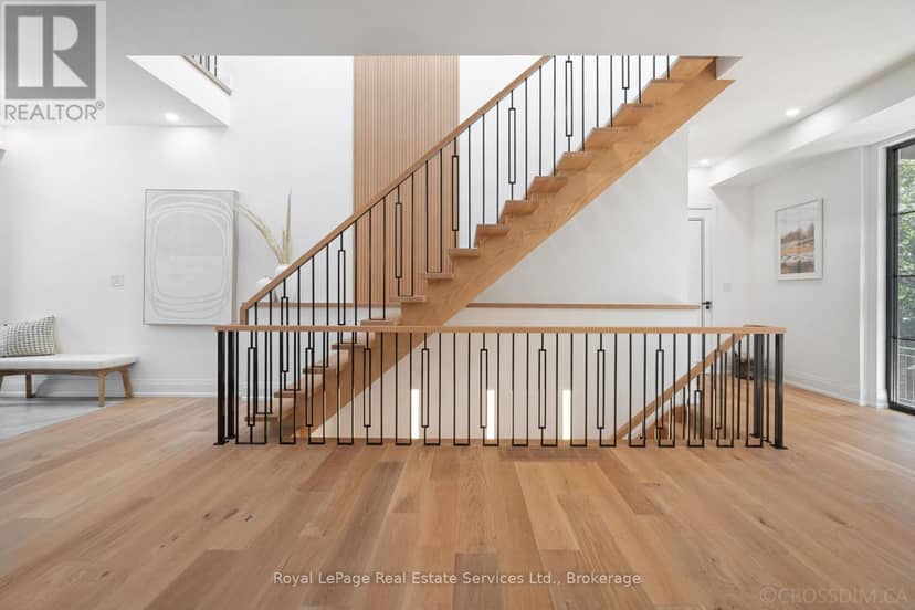 480 Scarsdale Crescent — photo 19 of 40