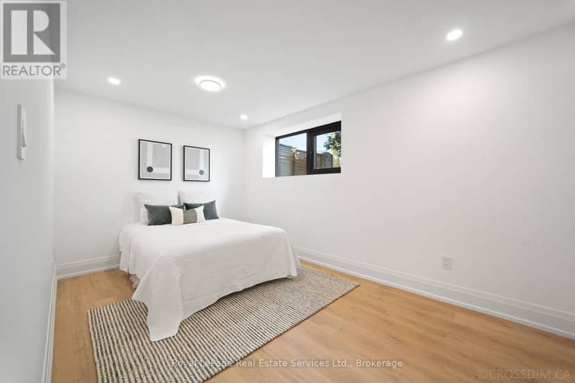 480 Scarsdale Crescent — photo 40 of 40