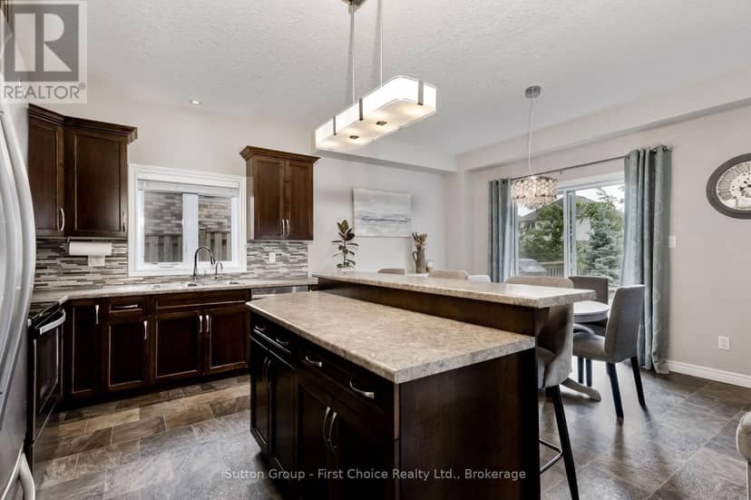 21 Brown Street — photo 10 of 40