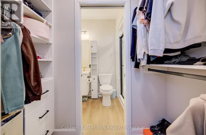 3 - 440 Wellington Street E — photo 15 of 20