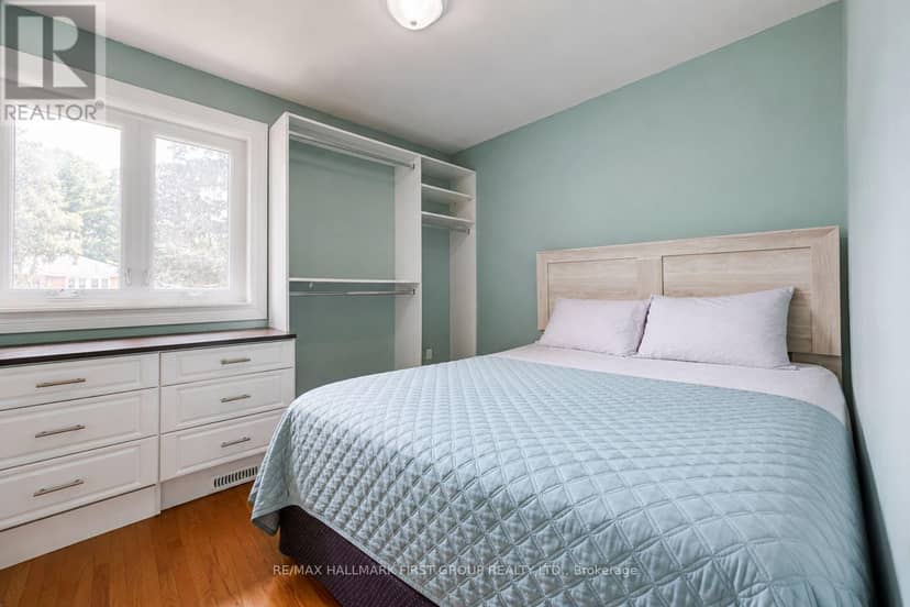 180 Sherwood Avenue — photo 10 of 24