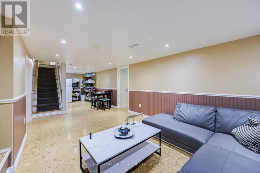 180 Sherwood Avenue — photo 16 of 24